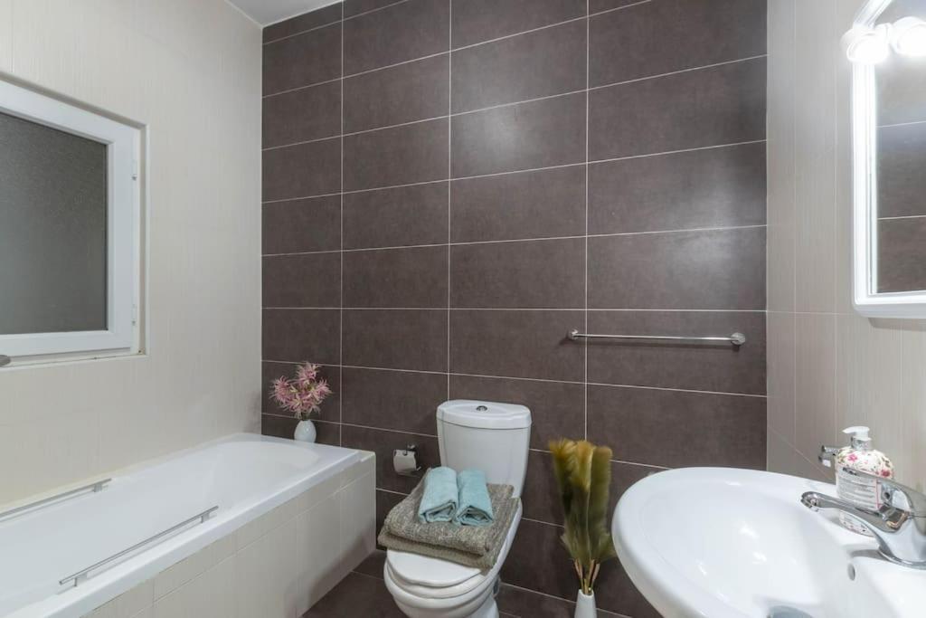 Modern Apt. Close To The Square St. Paul's Bay Ngoại thất bức ảnh